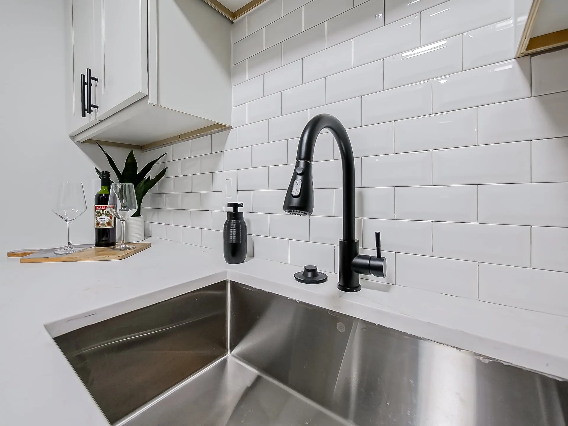 Kitchen Sink Detail